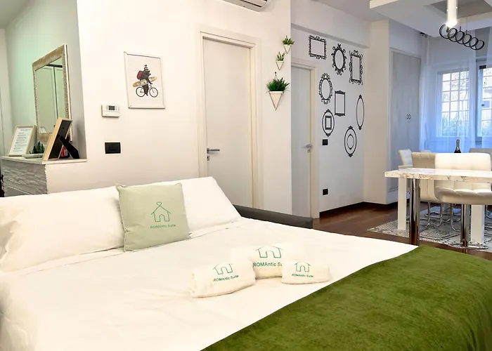 Unique House - 3 Bedrooms & 2 Bathrooms With 4 Beds - 100 Meters To The Metro A